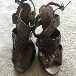 Platform gladiator high heel sandals 7.5