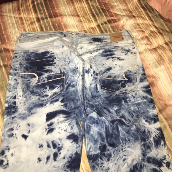 American eagle bleached jeans