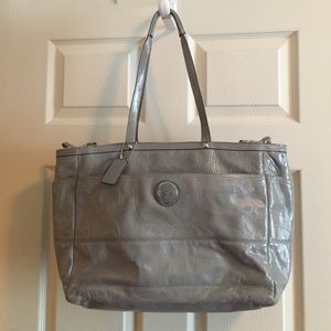 Coach diaper bag. Like new! Great condition.