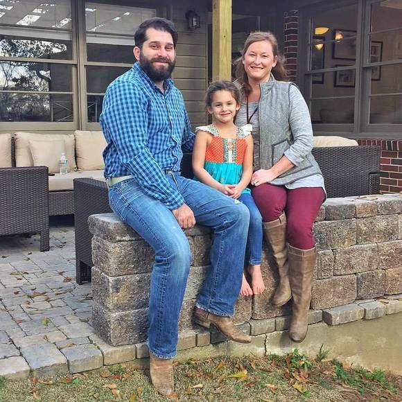 Meet your Posher, Claire