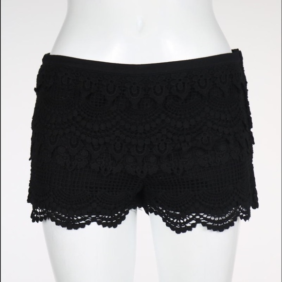 Urban outfitters black lace shorts size 2