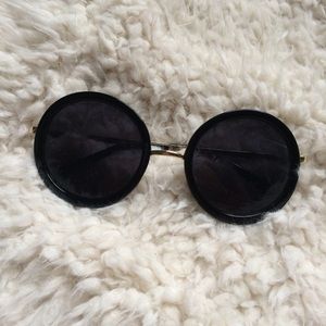 FREE WITH PURCHASE! Black Round Lens Glasses