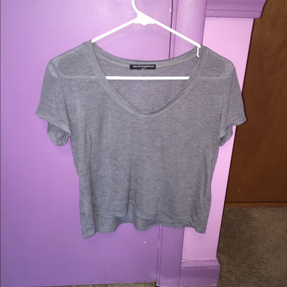 Brandy Melville loose grey crop top