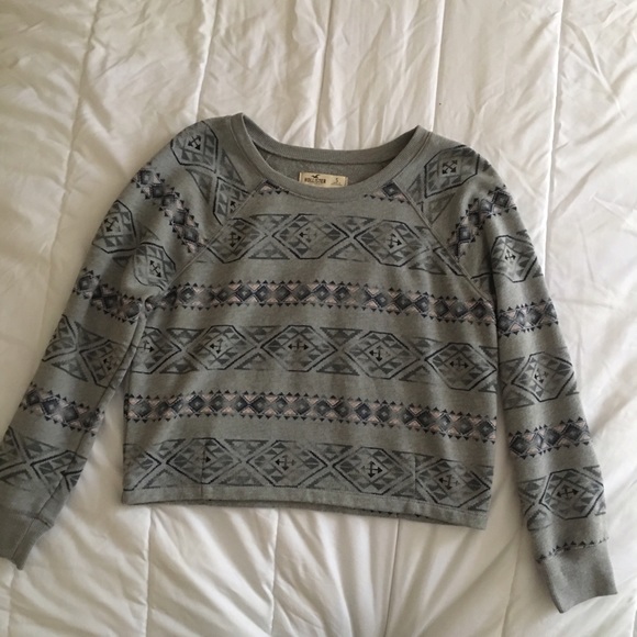 Hollister sweater