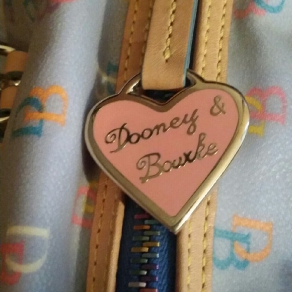 Purse - Picture 2 of 3