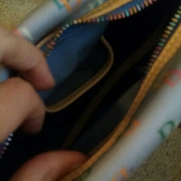 Purse - Picture 3 of 3