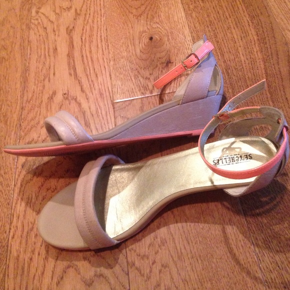 Seychelles sandals with small wedge heel
