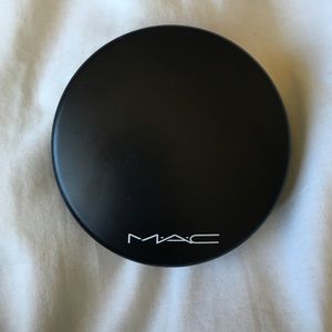 MAC mineralized skin finish pressed powder