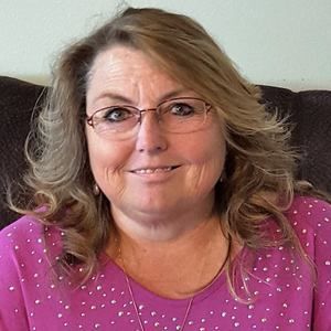 Meet your Posher, Denise