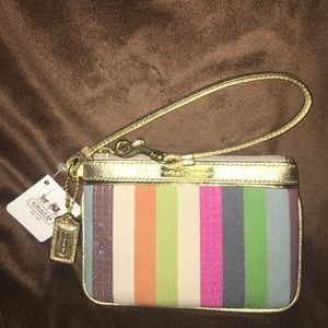 Coach Poppy Wristlet