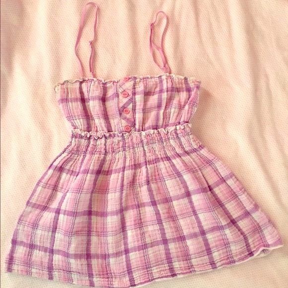 Cute lavender plaid top Medium