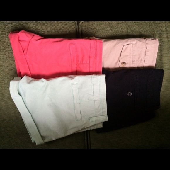 American Eagle and Hollister bundle - Picture 3 of 4