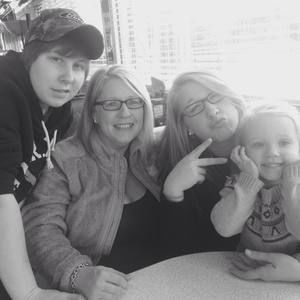 Meet your Posher, Amy