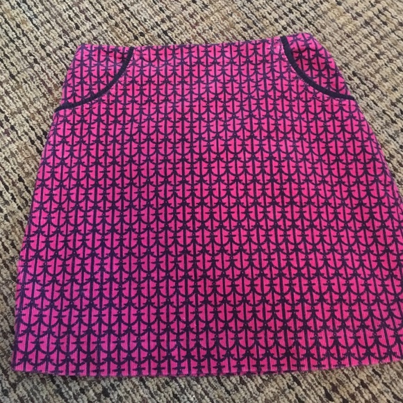 Pink and Navy vineyard vines kids skirt