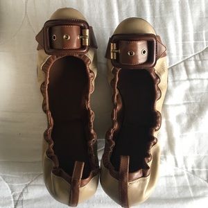 Burberry flats
