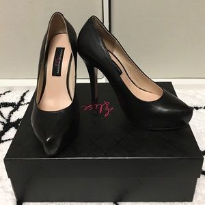 Chinese Laundry Pumps