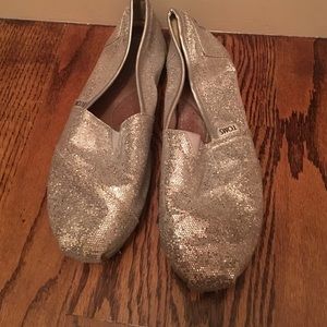 Toms shoes