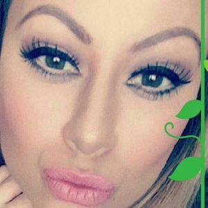 Meet your Posher, Maria j