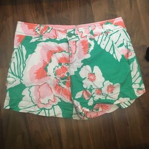 LILLY PULITZER flower patterned shorts