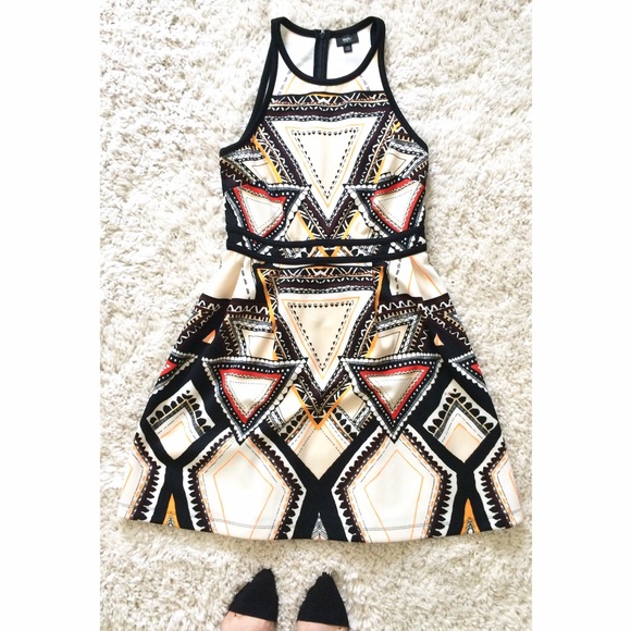 Size Medium Mossimo summer dress.