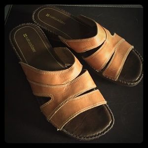 Naturalizer leather sandals