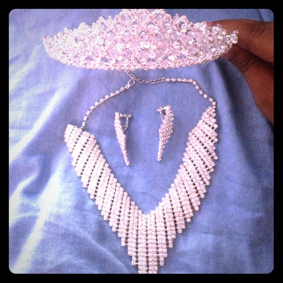 4 piece diamond jewelry set - Picture 1 of 4