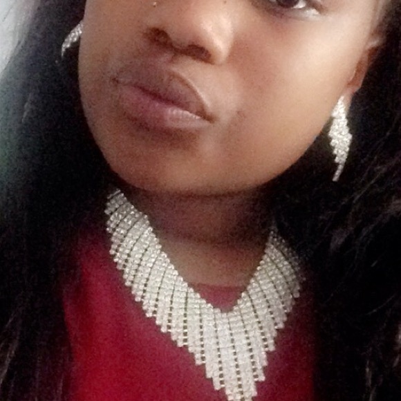 4 piece diamond jewelry set - Picture 3 of 4