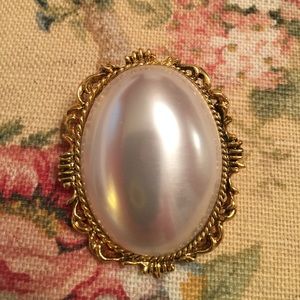 Vintage Brooch