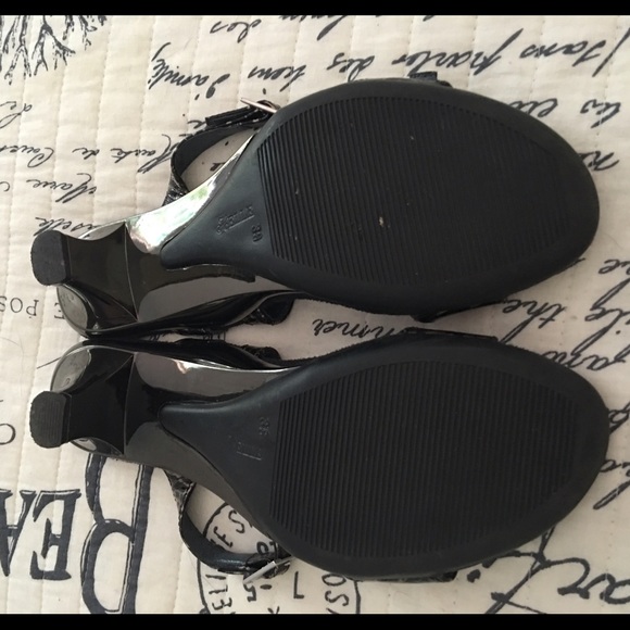 Black Helle Comfort shoes - Picture 3 of 4