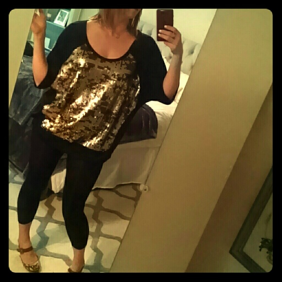 Gold sequin and black swingy top