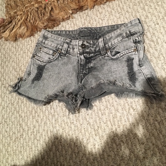 Grey Denim CarMar shorts - Picture 1 of 3