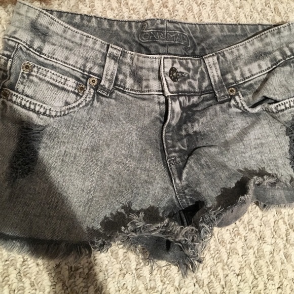 Grey Denim CarMar shorts - Picture 2 of 3