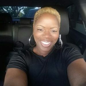 Meet your Posher, Roshonda