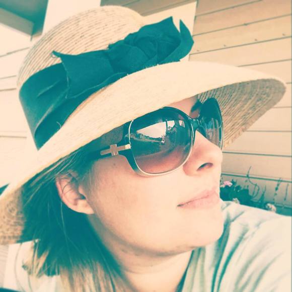 Meet your Posher, Christine