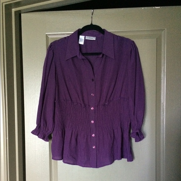 Lightweight blouse. Perfect year round!