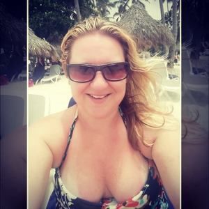 Meet your Posher, Janel