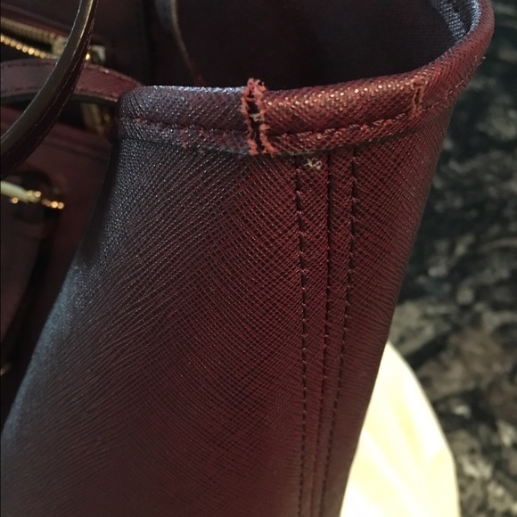 Purchased used MK jet set oxblood bag - Picture 3 of 4