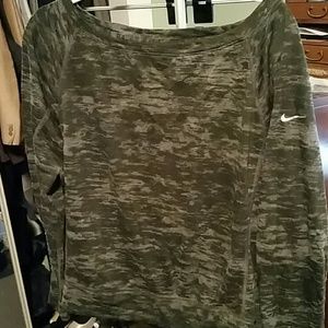 Nike long sleeve shirt