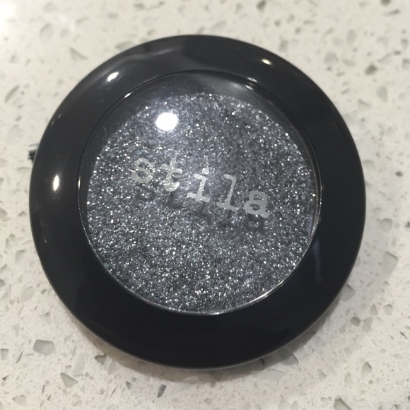 Stila eyeshadow Black Diamond