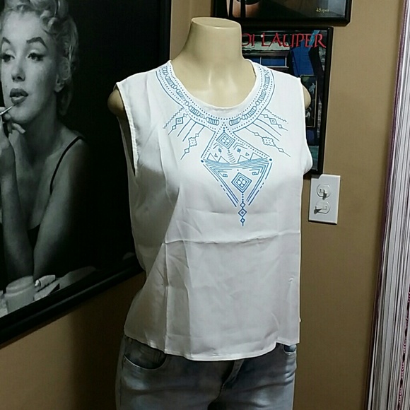 SALE! Tank Top w Aztec Design