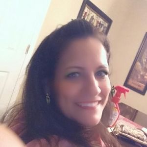 Meet your Posher, Gina