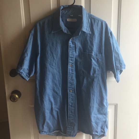 short sleeved chambray shirt