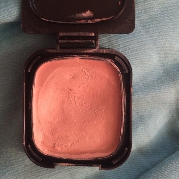 NARS compact foundation - Picture 3 of 3
