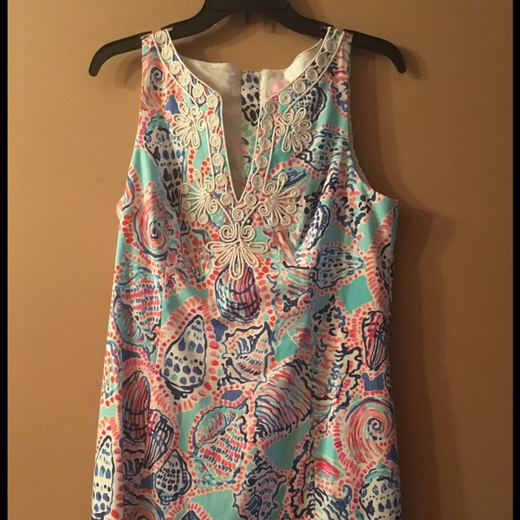 Lilly Pulitzer size 8 shift dress - Picture 3 of 4