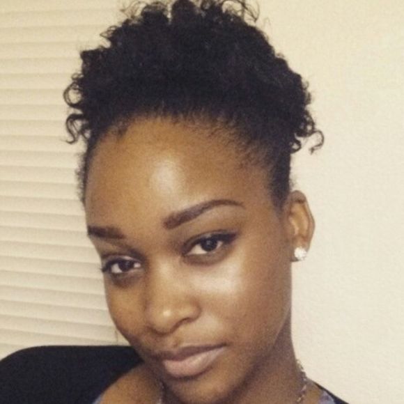 Meet your Posher, Briana