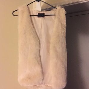 Fur vest
