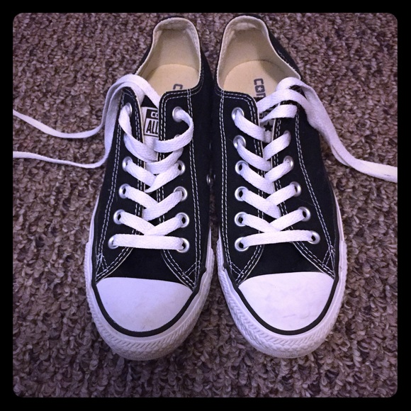 Womens black converse 7.5
