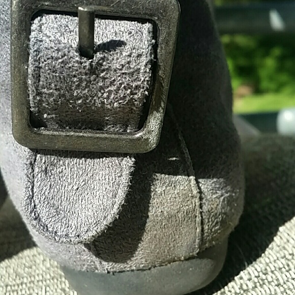 Boots - Picture 4 of 4