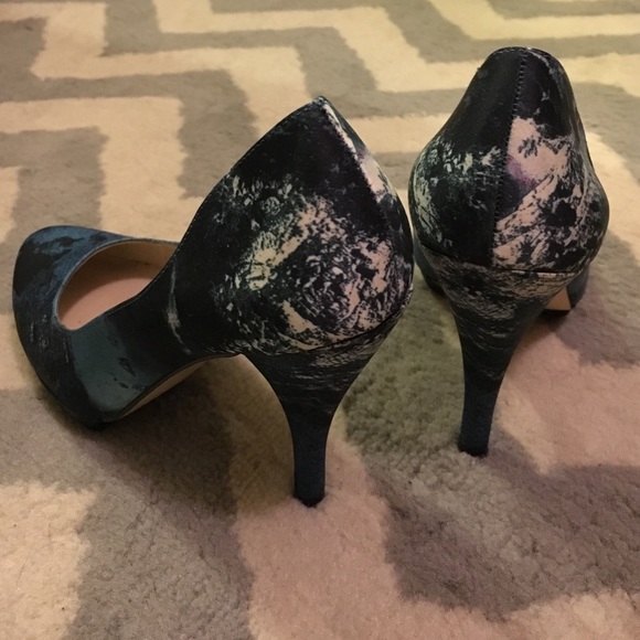 Shoes - Picture 2 of 2