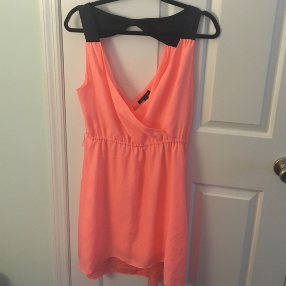 Beautiful Neon dress with a open back detail!